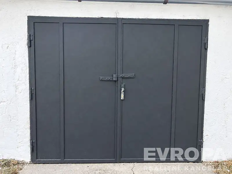 Prodej garáže 17 m², Brno – náhled fotky 3