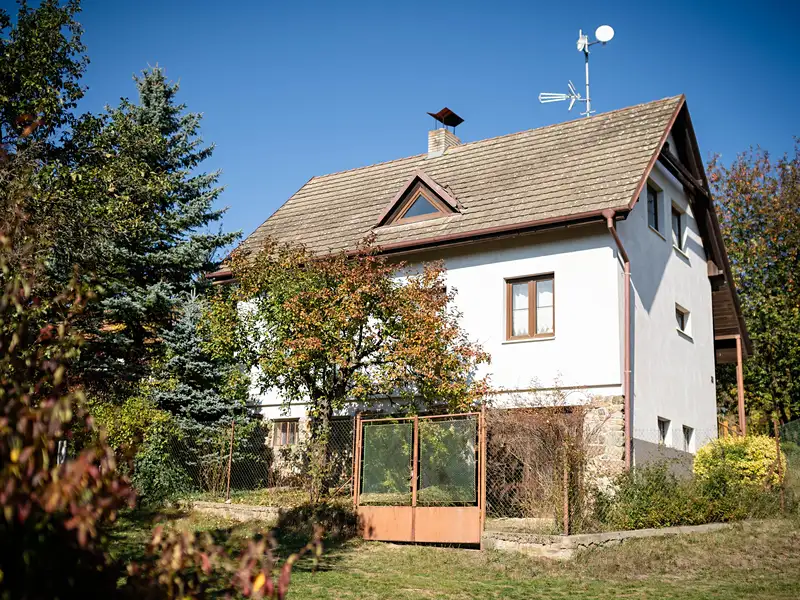Prodej rodinného domu 195 m², pozemek 1449 m², Římov – náhled fotky 3