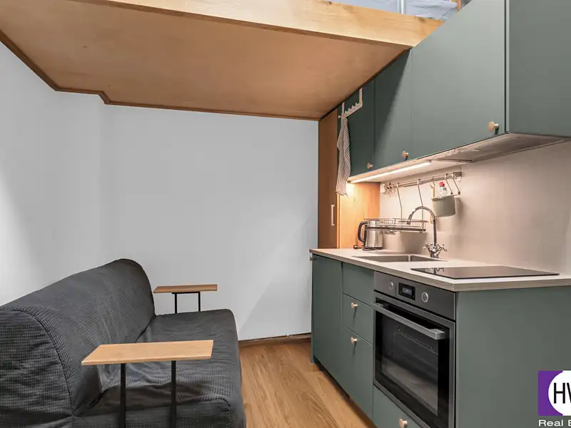 Prodej ubytovacího zařízení 21 m², Praha – náhled fotky 1