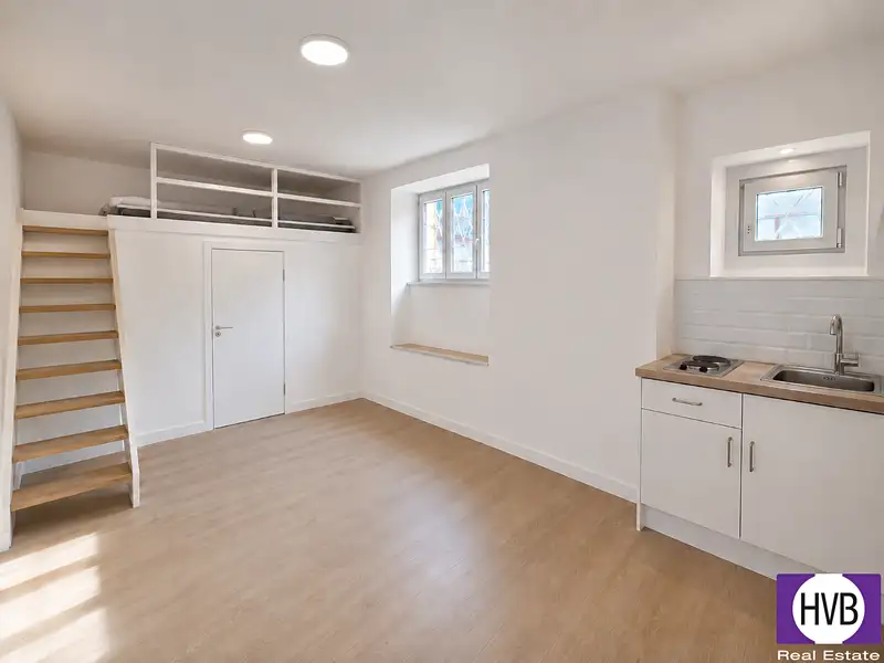 Prodej bytu 1+kk 29 m², Praha – náhled fotky 1
