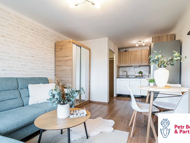 Prodej bytu 2+kk, 43 m² (6 z 27)