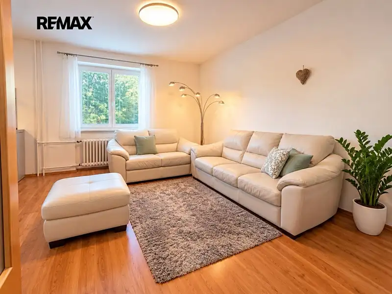 Pronájem bytu 3+kk 76 m², Plasy – náhled fotky 2
