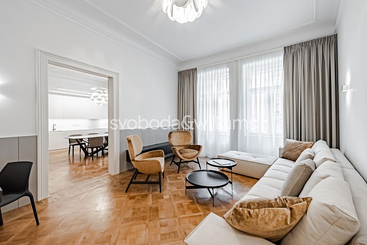 Pronájem bytu 4+1 145 m², Praha – fotka 1 z 3