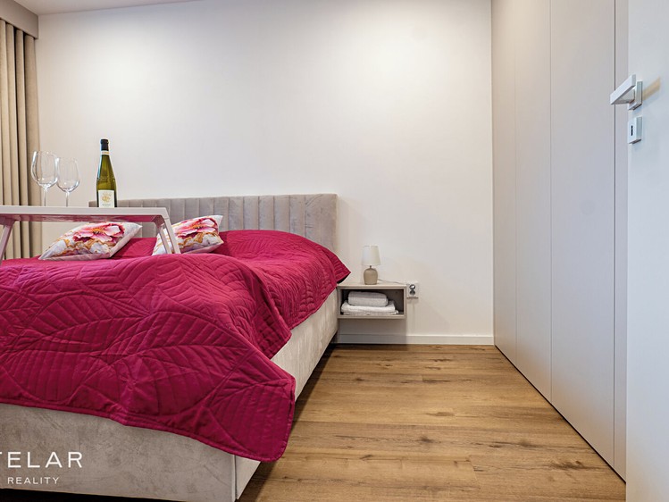 Pronájem bytu 2+kk, 51 m² (17 z 19)