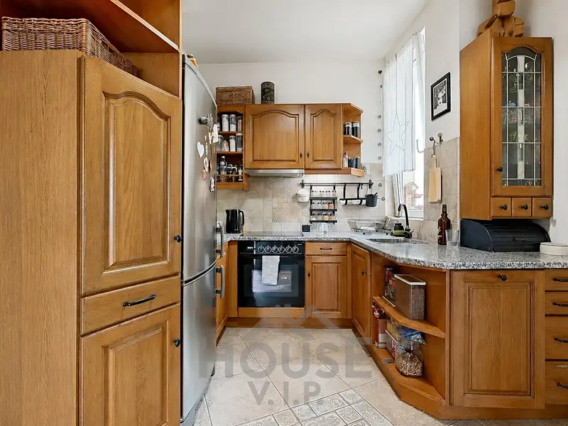 Prodej bytu 3+1 80 m², Praha – náhled fotky 3