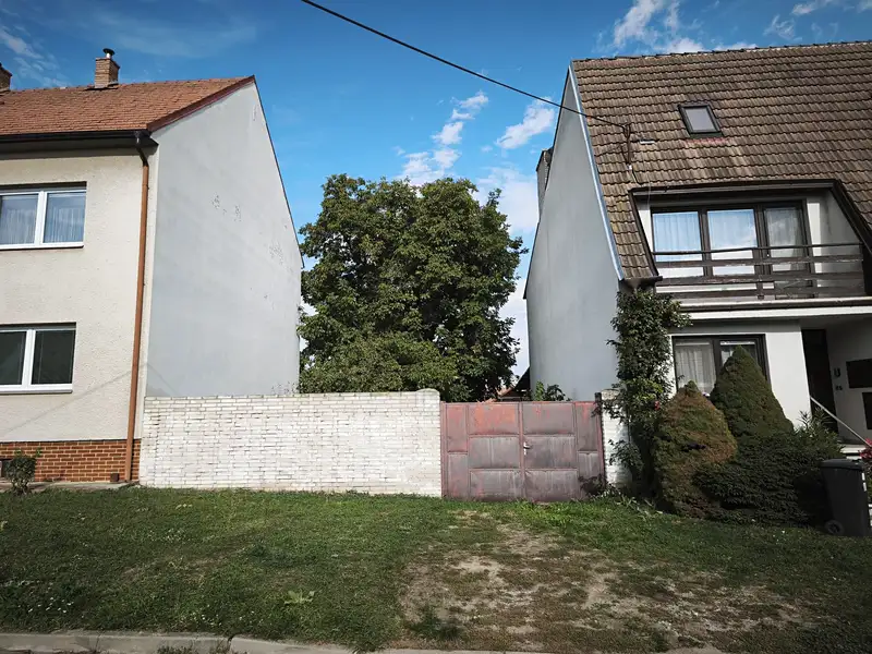 Prodej stavebního pozemku 315 m², Strážnice – náhled fotky 2