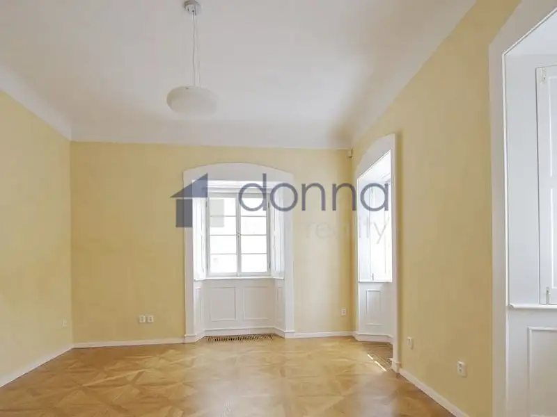 Pronájem bytu 2+1, 54 m², Praha 1, Praha