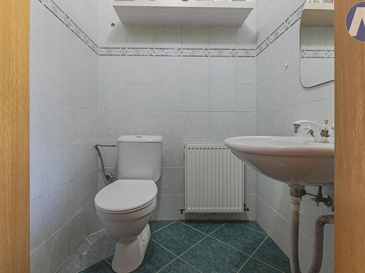 Gewerbefläche zum Kauf, 200 m² (12 von 42)