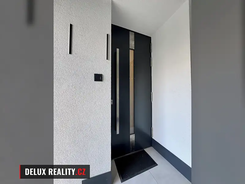 Pronájem obchodního prostoru 52 m², Znojmo – náhled fotky 3