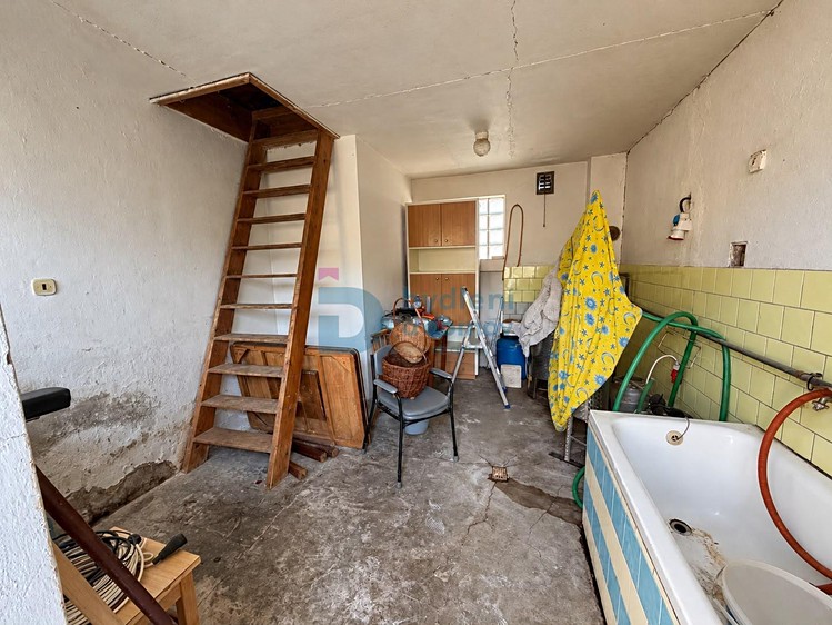 Prodej domu, 128 m² (23 z 28)