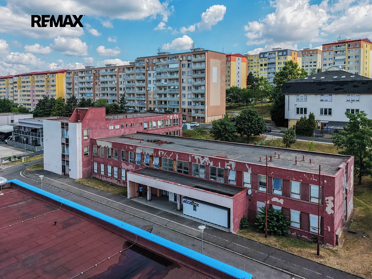 Pronájem komerční nemovitosti 500 m²