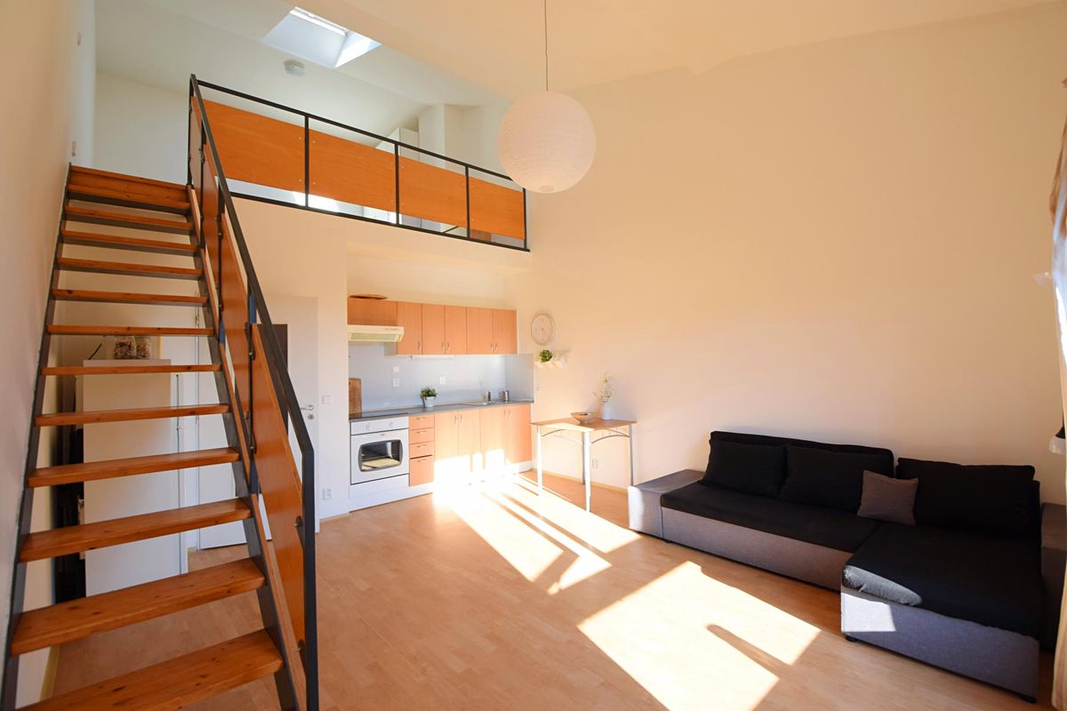 Pronájem bytu 2+kk 46 m², Beroun – fotka 1 z 3