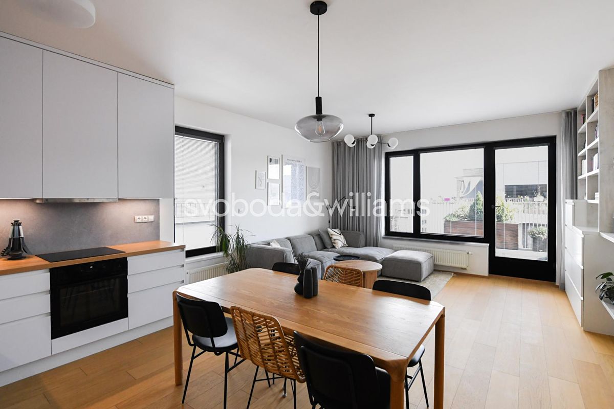 Pronájem bytu 3+kk 99 m², Praha – fotka 1 z 3