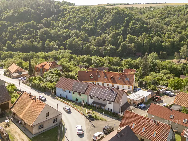 Prodej rodinného domu 236 m², pozemek 307 m², Roztoky – náhled fotky 3