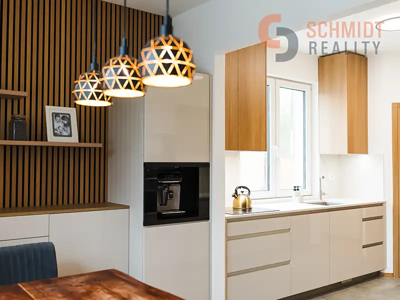 Prodej rodinného domu 178 m², pozemek 500 m², Strachotín – náhled fotky 1