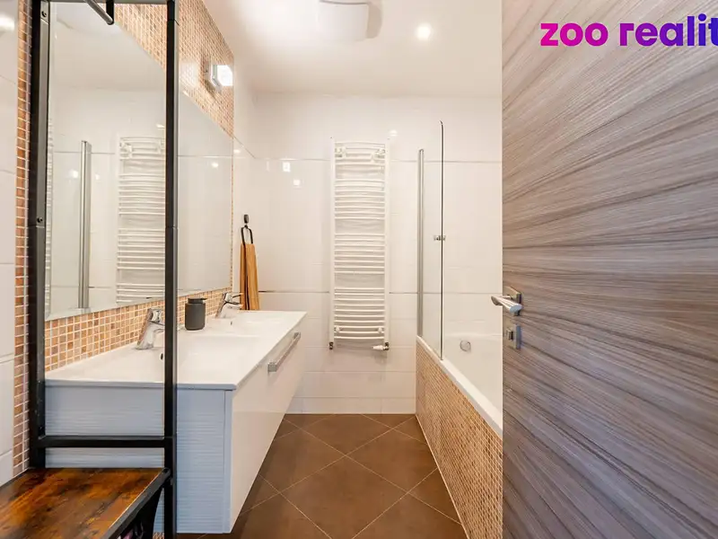 Prodej bytu 3+kk 70 m², Praha – náhled fotky 3