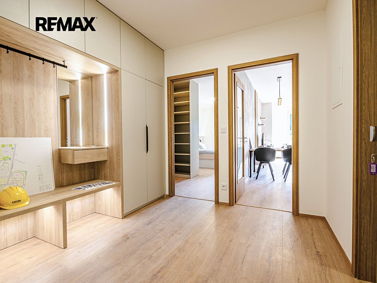 Квартира 3+kk на продаж, 87 м² (12 з 12)