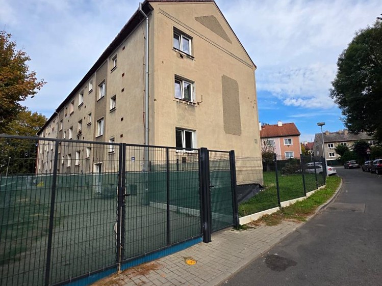 Wohnung 1+1 zur Miete, 38 m² (1 von 12)