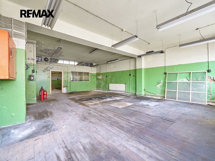 Prodej domu, 309 m² (31 z 39)