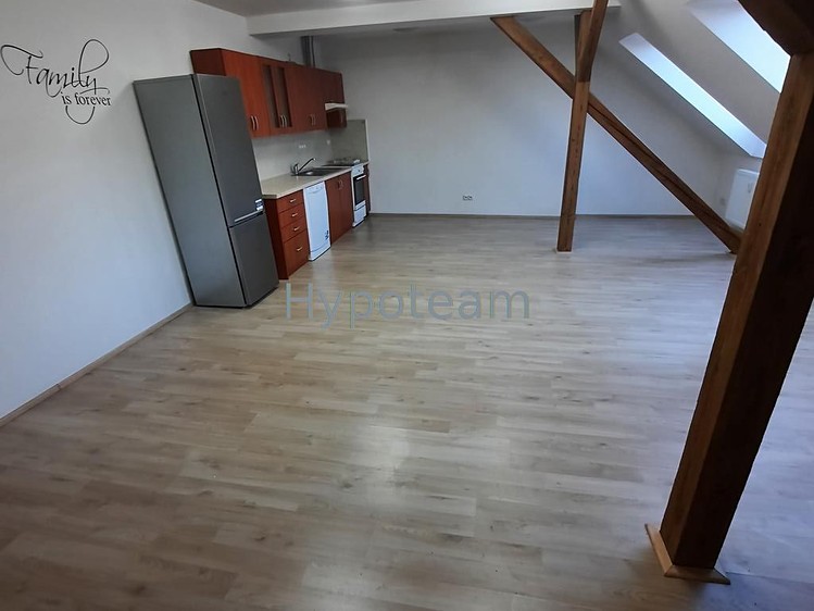 Квартира 2+kk в оренду, 75 м² (10 з 13)