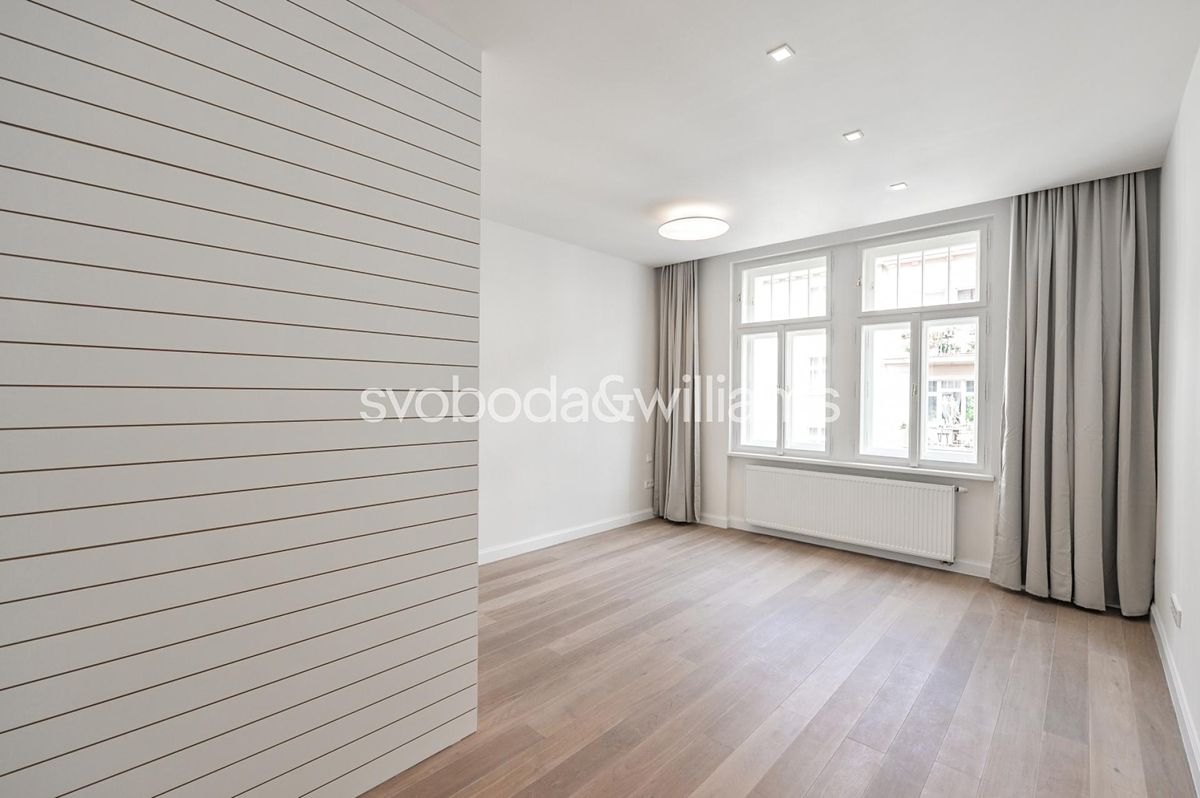 Pronájem bytu 3+kk 93 m²