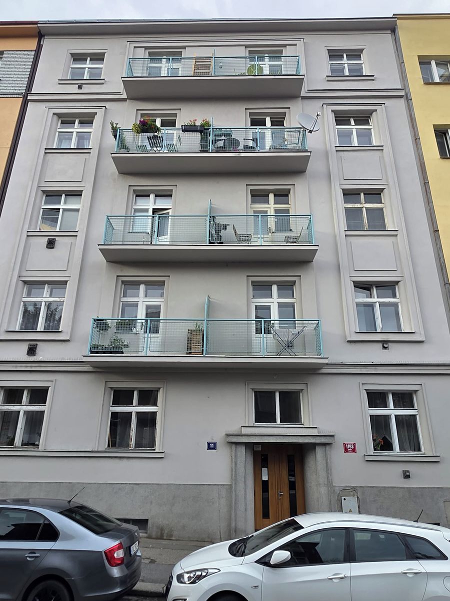 Prodej bytu 1+1 30 m², Praha – fotka 1 z 3