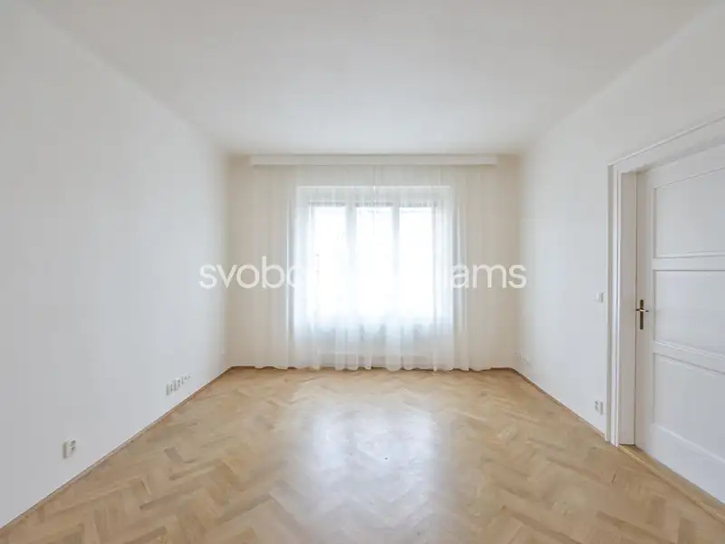 Pronájem bytu 2+1 71 m², Praha – náhled fotky 2