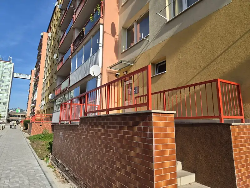 Prodej bytu 1+1 27 m², Most – náhled fotky 1