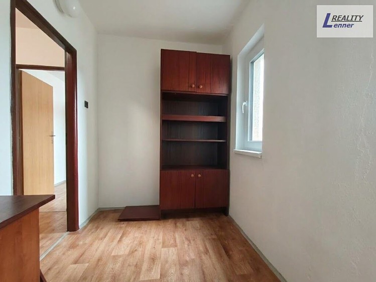 Pronájem bytu 3+1, 88 m² (11 z 19)
