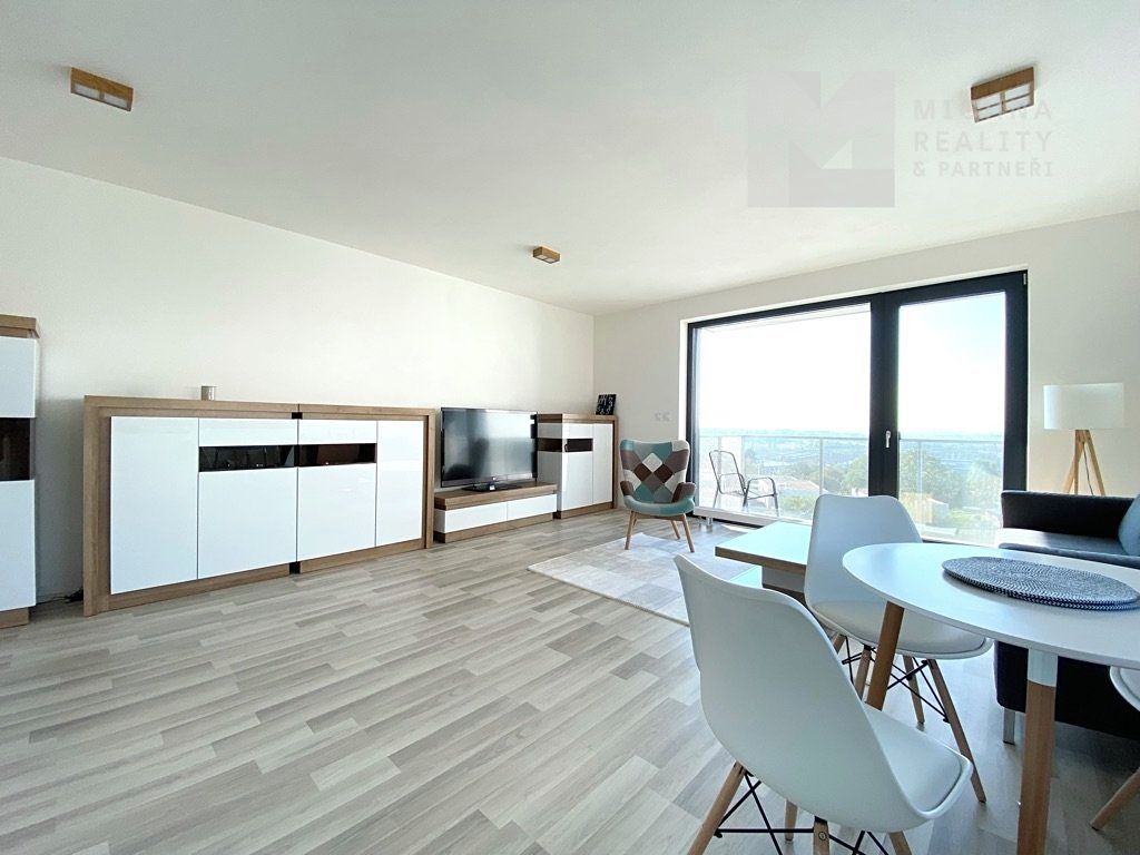 Pronájem bytu 2+kk 55 m²