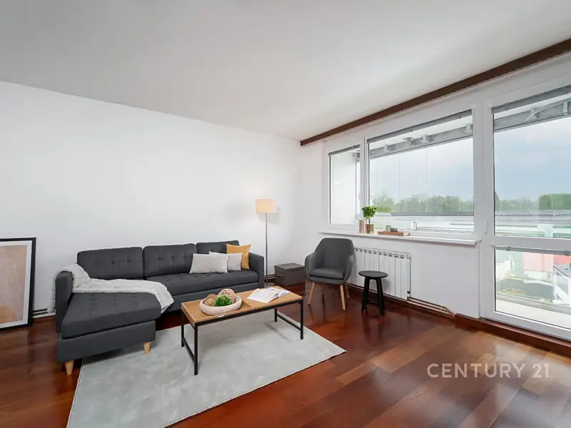 Prodej bytu 3+1 70 m², Liberec – náhled fotky 2