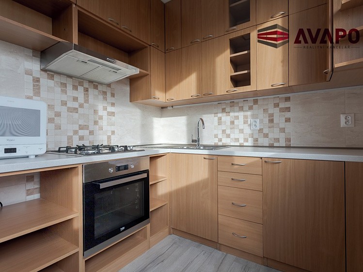 Pronájem bytu 2+1, 59 m² (1 z 16)