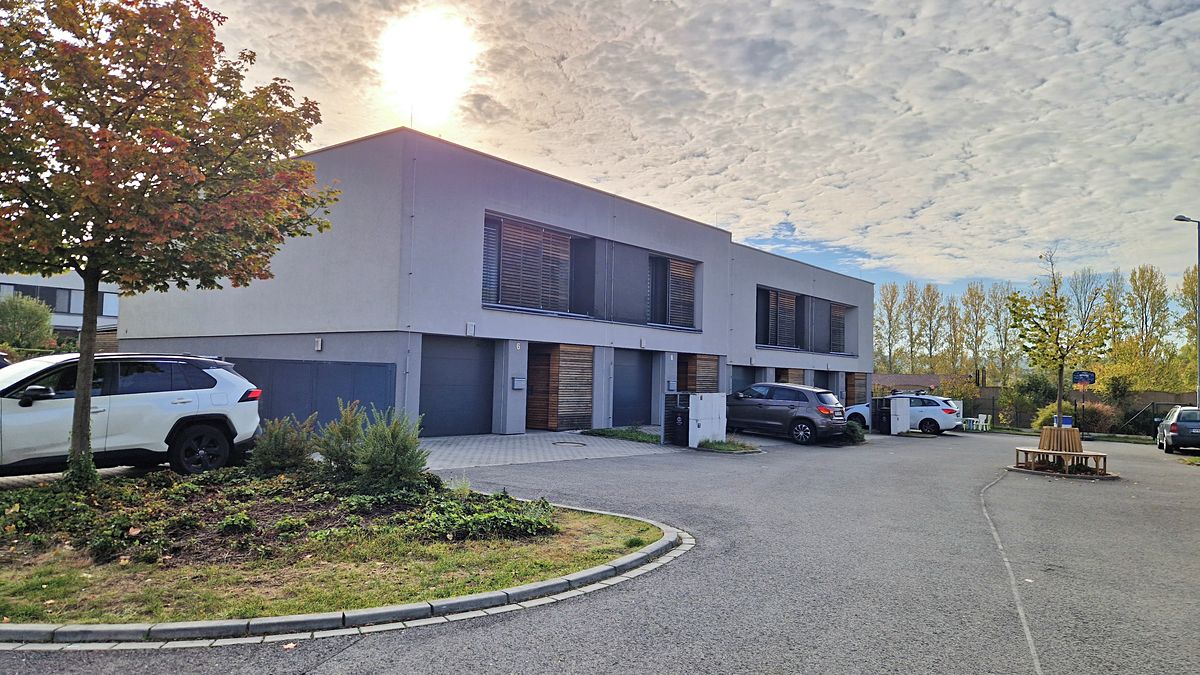 Prodej rodinného domu 148 m², pozemek 223 m², Plzeň – fotka 1 z 3