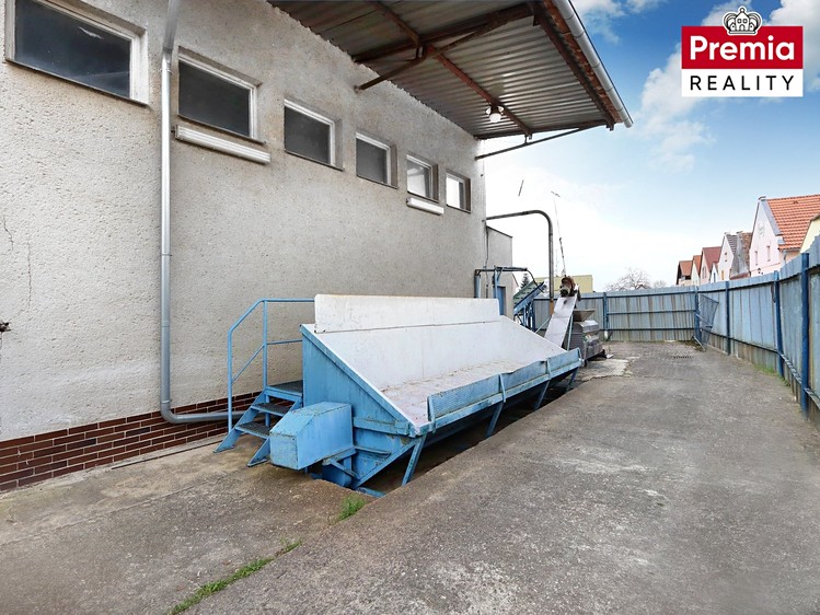Prodej nemovitosti, 1 500 m² (30 z 38)