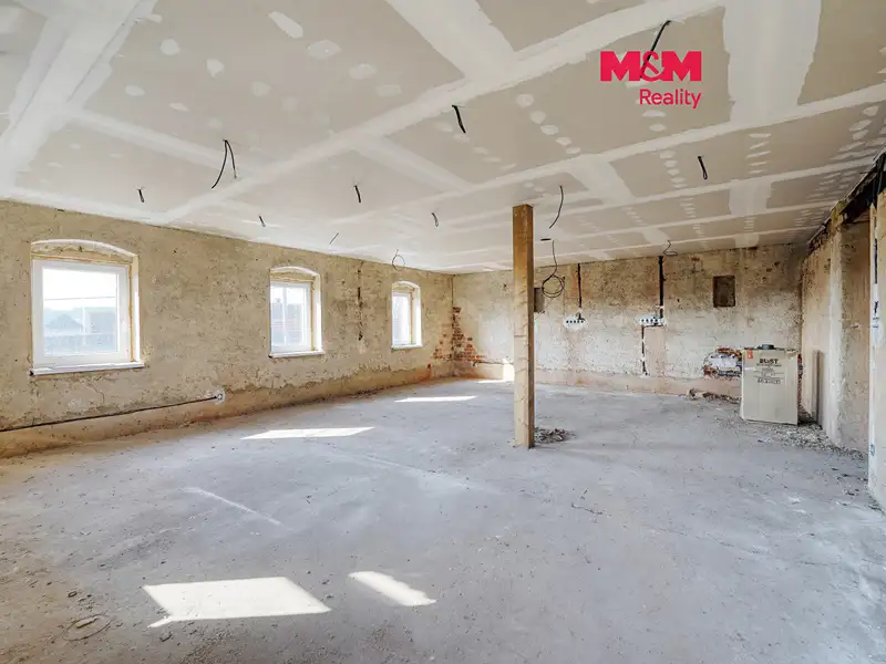 Prodej zemědělské usedlosti 200 m², pozemek 951 m², Mířkov – náhled fotky 1
