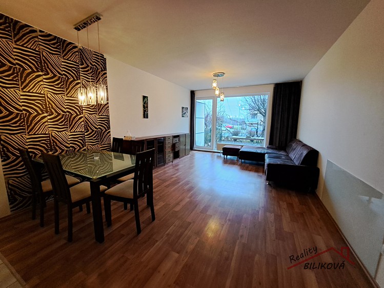 Pronájem bytu 3+kk, 75 m² (7 z 18)
