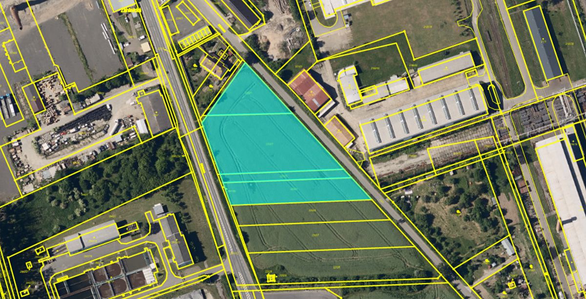 Prodej komerčního pozemku 8605 m², Hulín – fotka 1 z 3