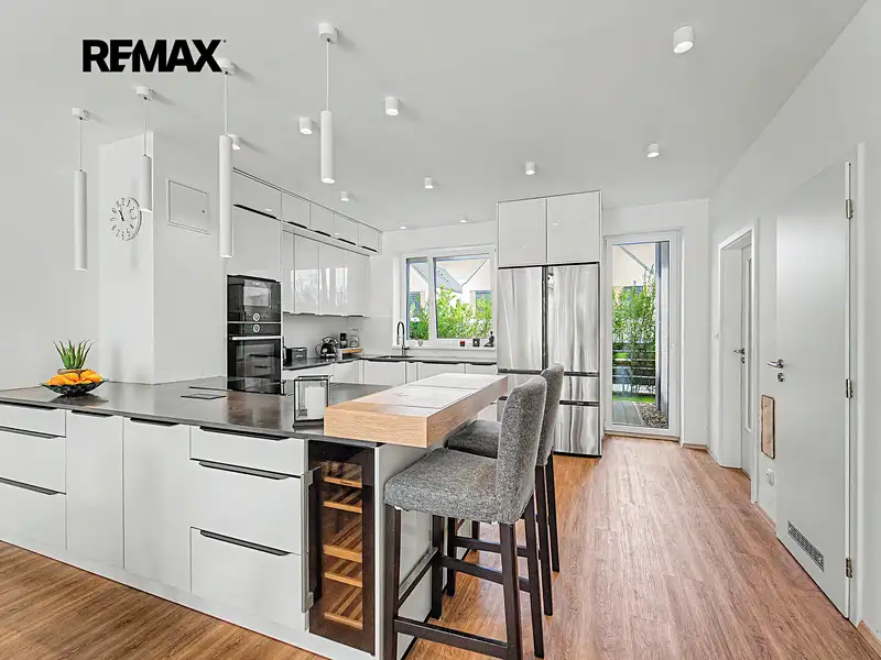 Prodej rodinného domu 144 m², pozemek 265 m², Chýně – náhled fotky 1