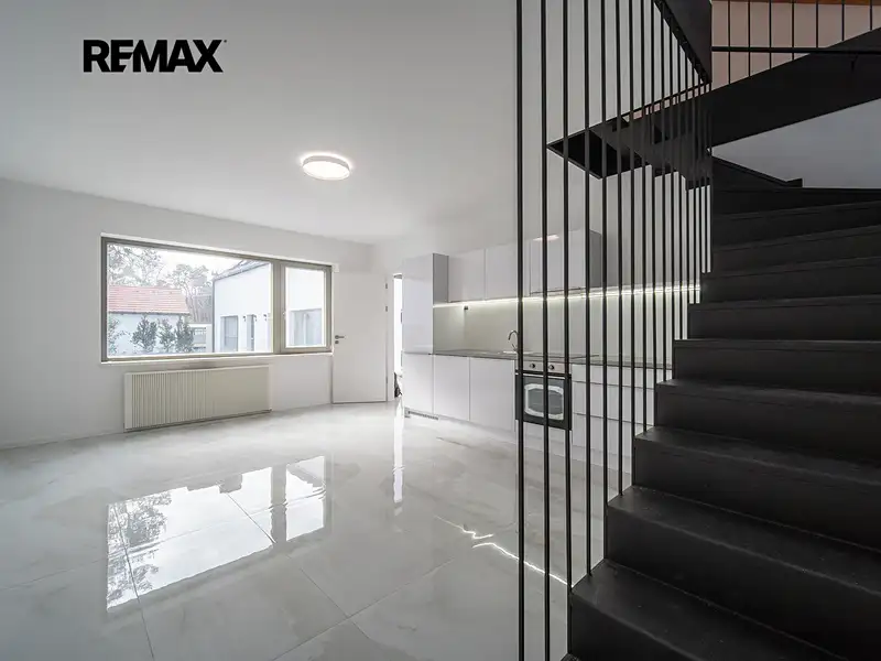 Prodej bytu 3+kk 75 m², Praha – náhled fotky 3