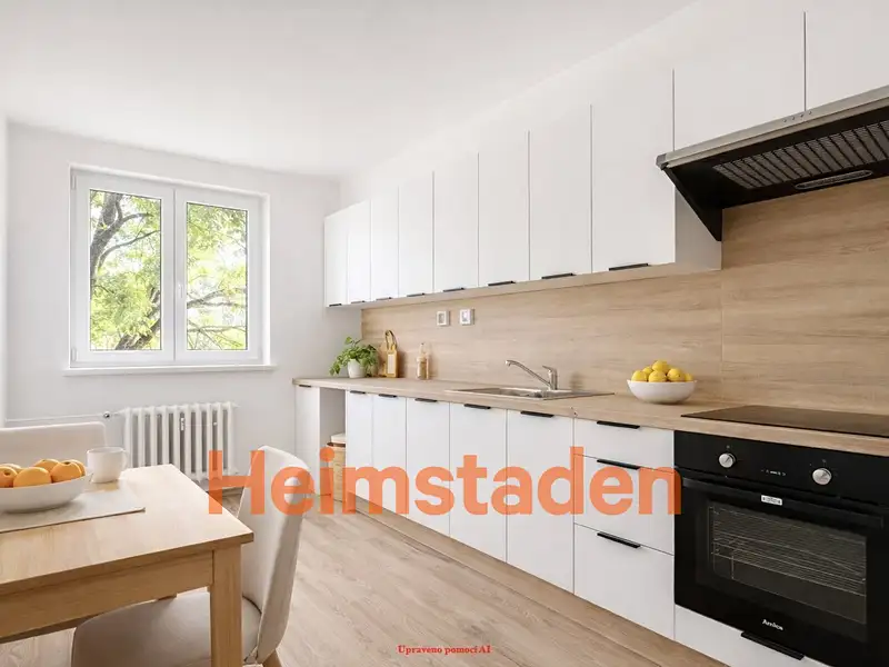 Pronájem bytu 4+1 89 m², Ostrava – náhled fotky 2