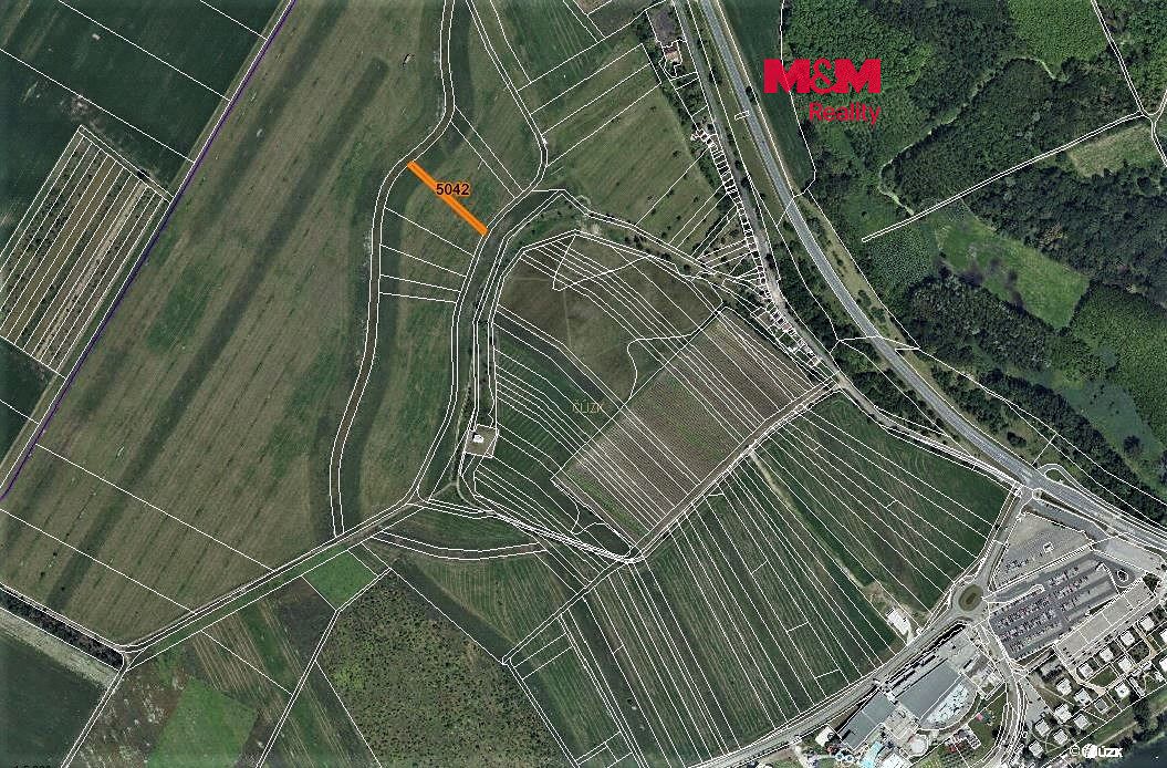 Prodej pole 650 m², Pasohlávky – fotka 1 z 3
