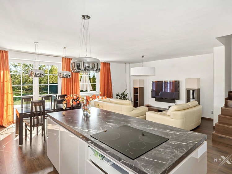 Prodej domu, 158 m² (9 z 28)
