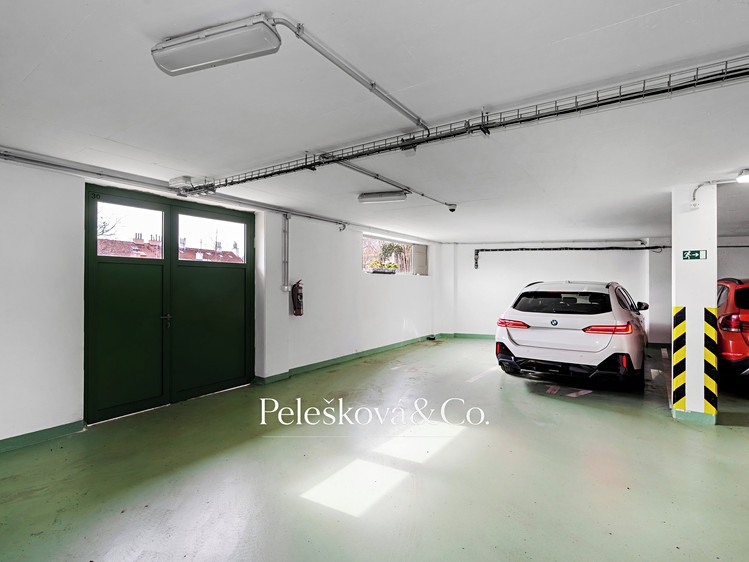 Квартира 4+kk на продаж, 128 м² (18 з 26)