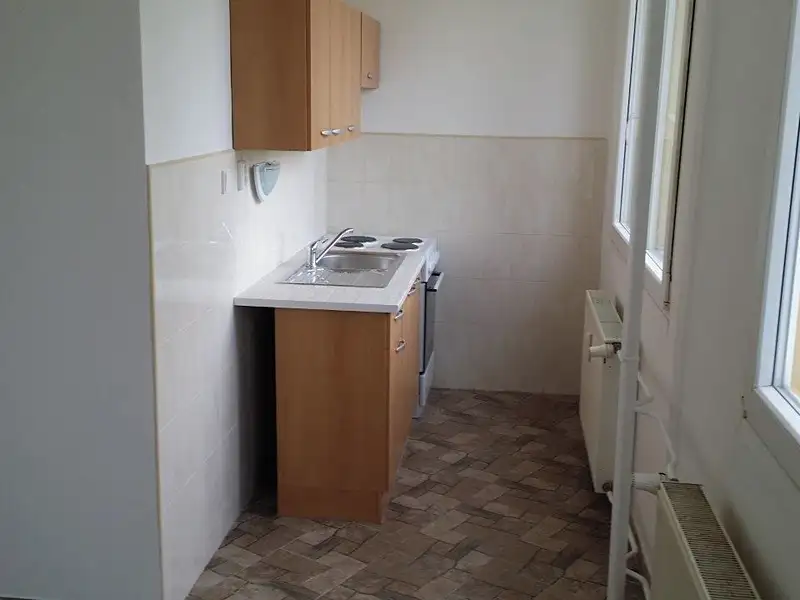 Pronájem bytu 1+1 27 m², Most – náhled fotky 3