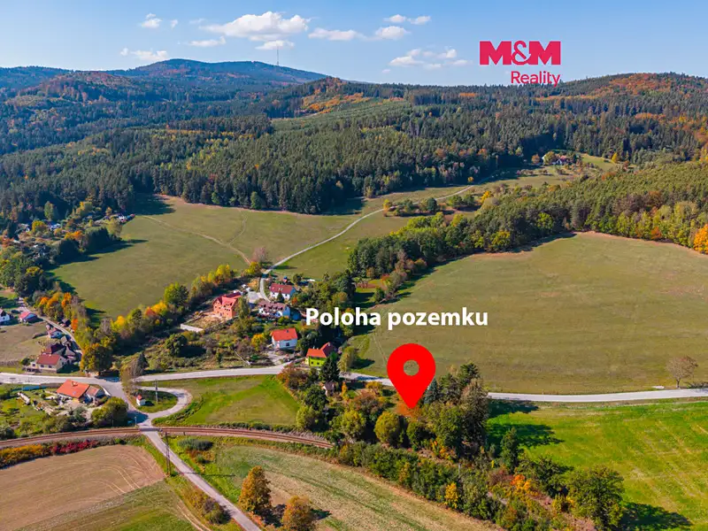 Prodej stavebního pozemku 1647 m², Zlatá Koruna – náhled fotky 1