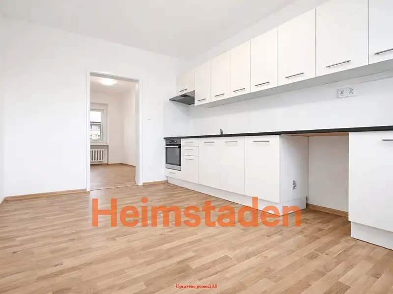 Pronájem bytu 4+1 92 m², Ostrava – náhled fotky 2
