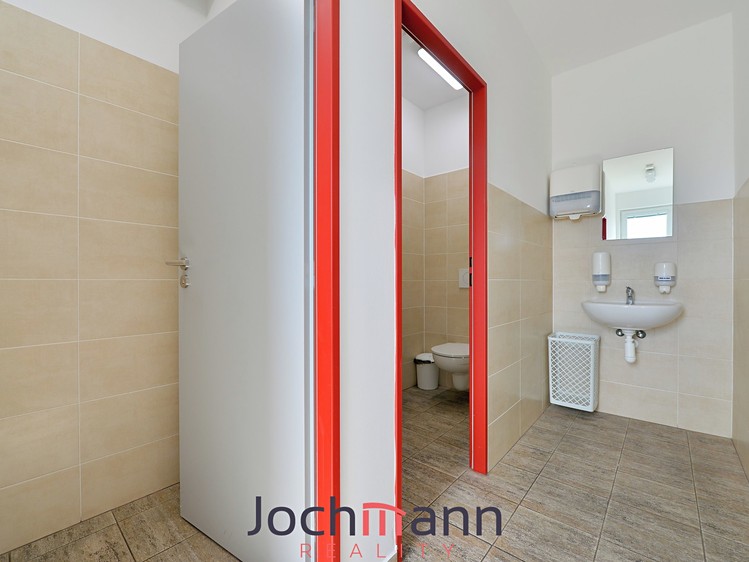 Pronájem komerčního prostoru, 2 660 m² (19 z 24)