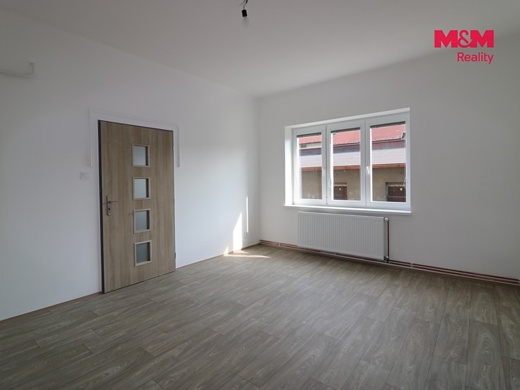 Pronájem bytu 1+1, 47 m² (3 z 11)