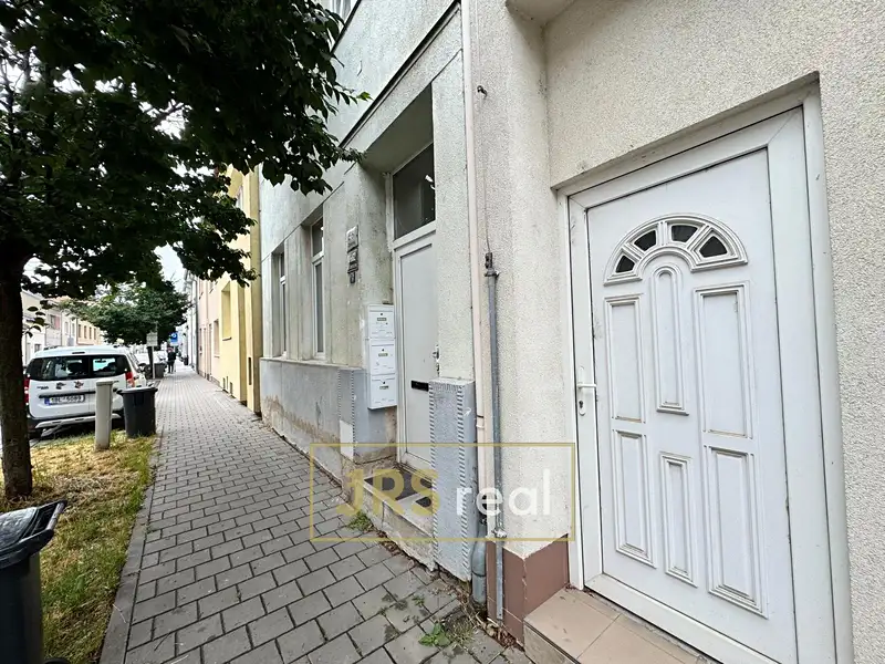 Pronájem rodinného domu 73 m², pozemek 96 m², Brno – náhled fotky 1