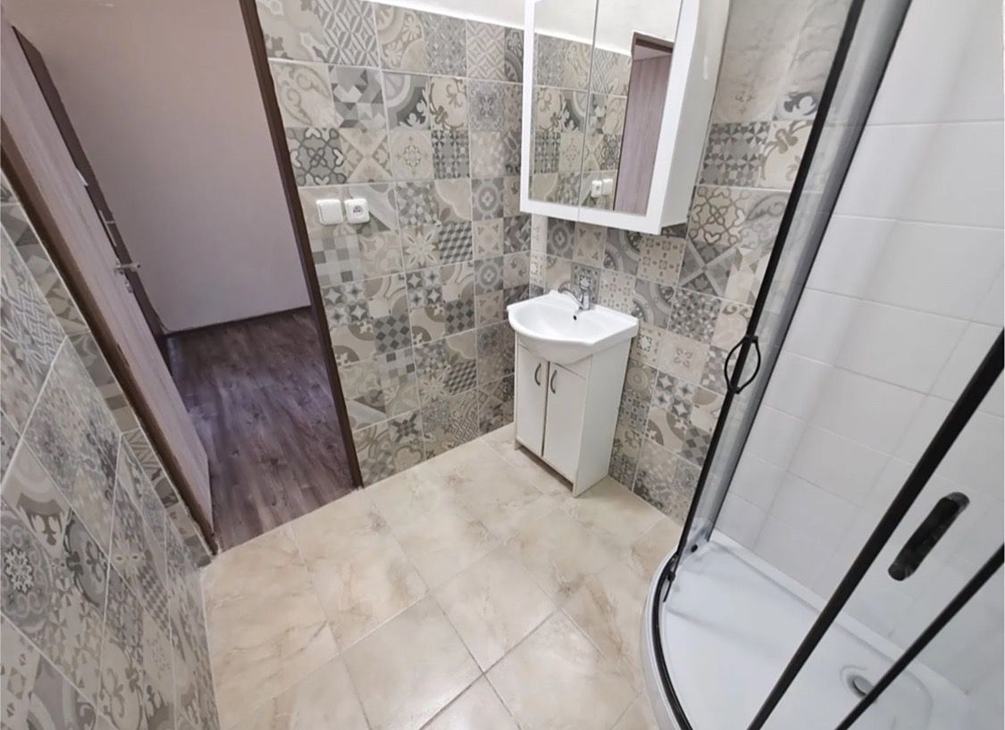 Pronájem bytu 1+kk 30 m² – fotografie 3